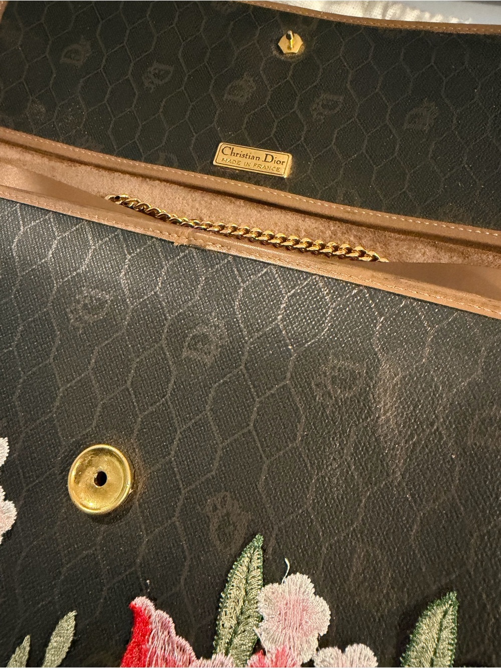 Christian Dior Honeycomb Chain Shoulder Bag - Picture 14 of 17